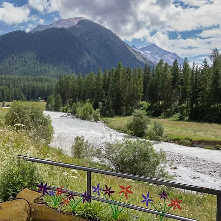 Fluem By Interhome Apartamento Pontresina