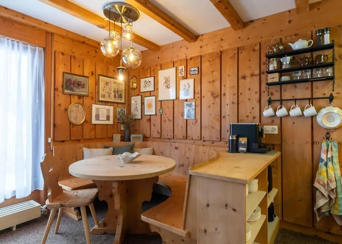 Fluem By Interhome Apartamento Pontresina